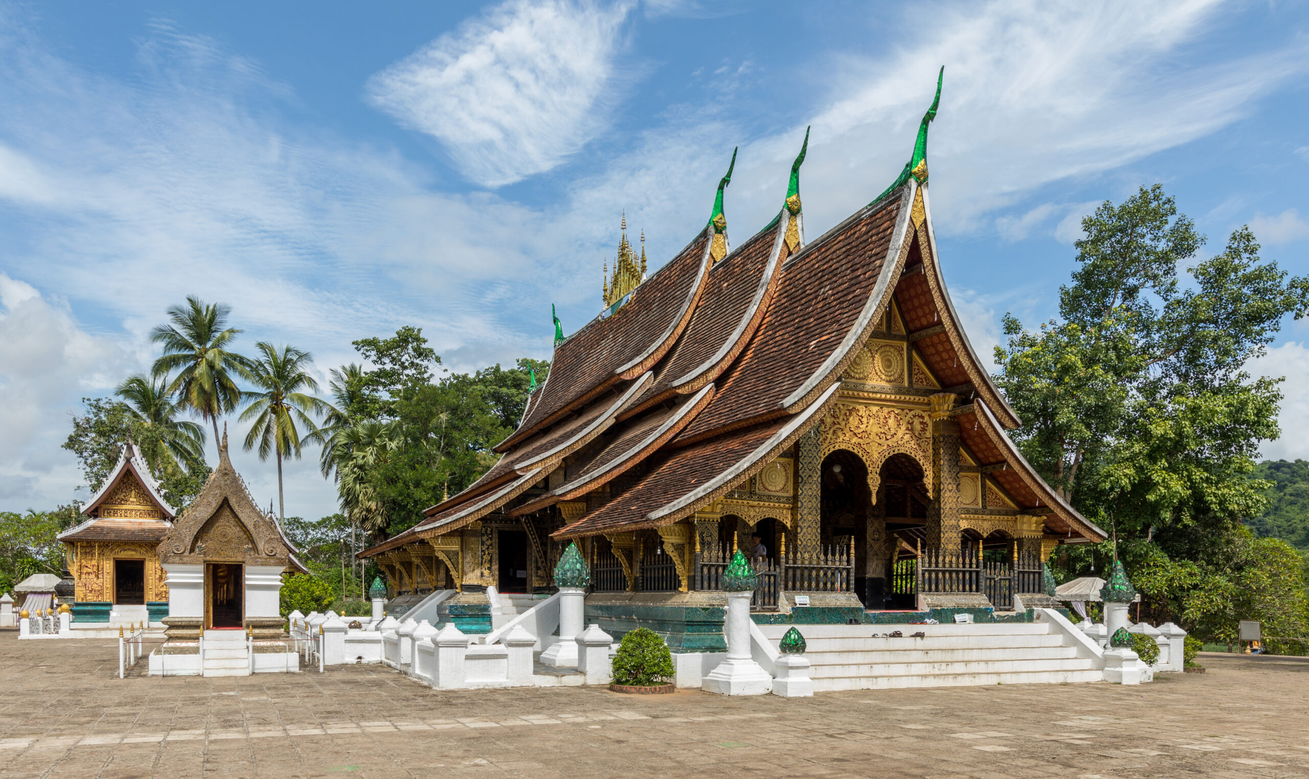 Wat Xieng Thong temple Luang Prabang