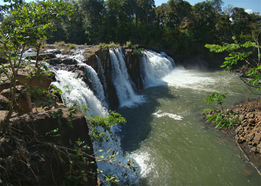 Salavan Bolaven Plateau Laos waterfalls