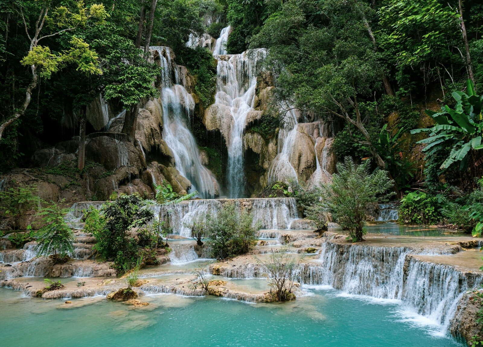 Kuang Si main waterfall